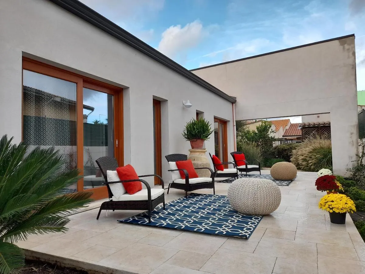 Girasole Boutique B&B Riola Sardo İtalya